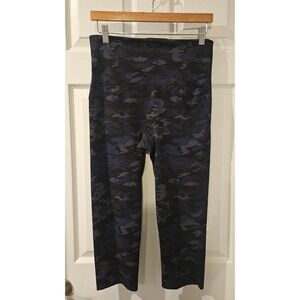Spanx Booty Boost Crop Leggings‎ Women's XL Blue Digital Camo 50123R